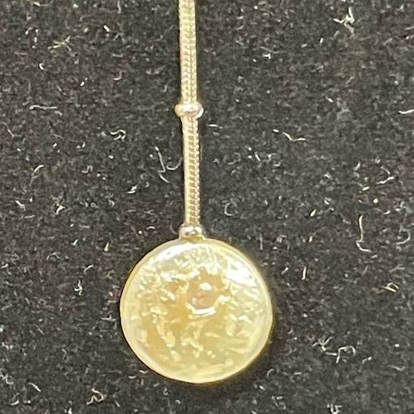 Chic Circle Silver Tone Lariat Necklace with Round Dangle - Picture 2 of 9